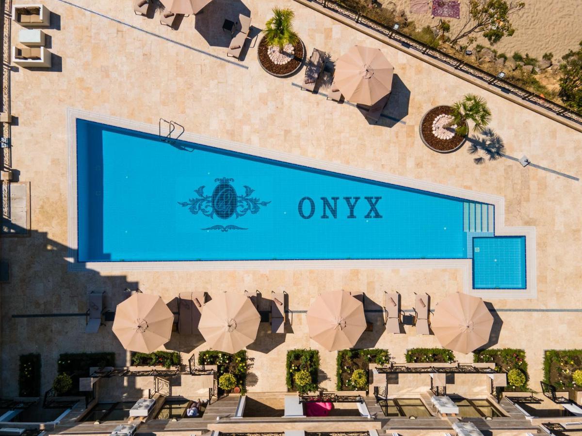 Onyx Beach Residence - Free Parking & Beach Access Свети Влас Екстериор снимка